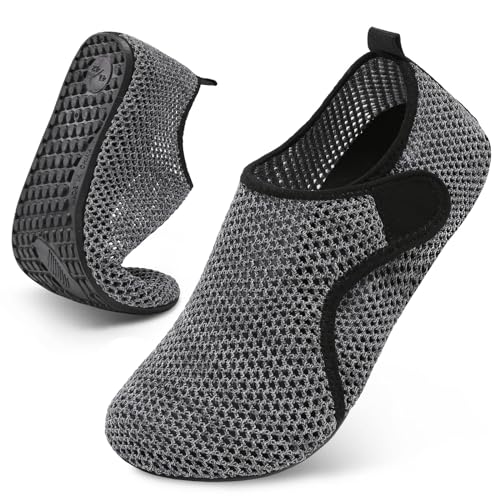 Durable Gardening Shoes for Wet Conditions